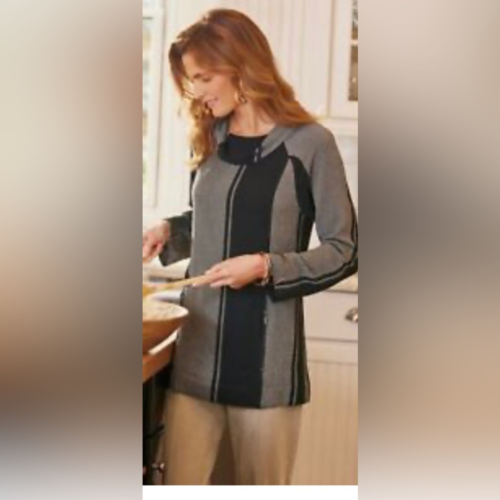 Soft Surroundings Size Petite Large-Kangaroo Pocket-Cowl Neck- Adjustable Sleeve